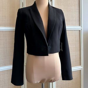 NWT Express X-Small Peak Lapel One Button Cropped Blazer in Black